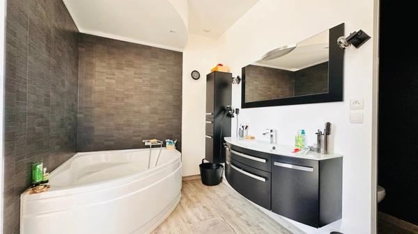 maison à vendre 0 pièces MORGAT (29)