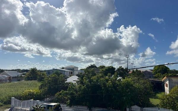 Appartement à louer    2 pièces •  Le Moule