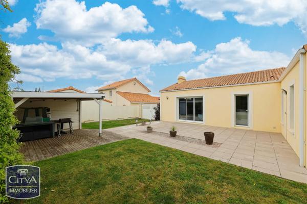 Maison à vendre 6 pièces 137m² Saint-Michel-Chef-Chef (44730)