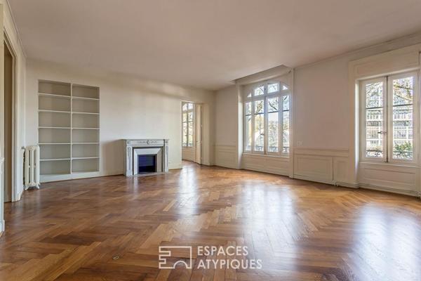 Appartement bourgeois face aux grandes serres du parc de la Tête d’Or