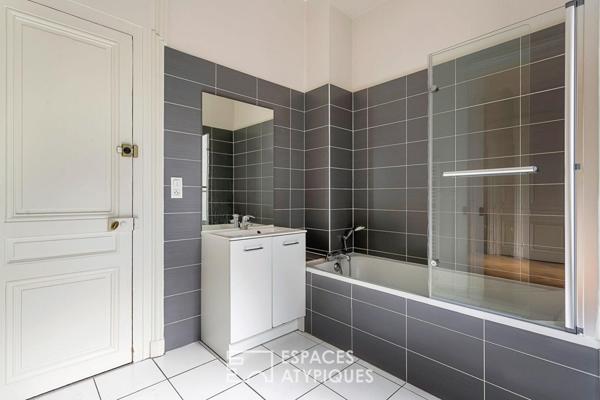 Appartement bourgeois face aux grandes serres du parc de la Tête d’Or