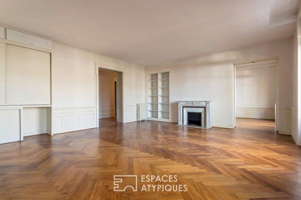 Appartement bourgeois face aux grandes serres du parc de la Tête d’Or