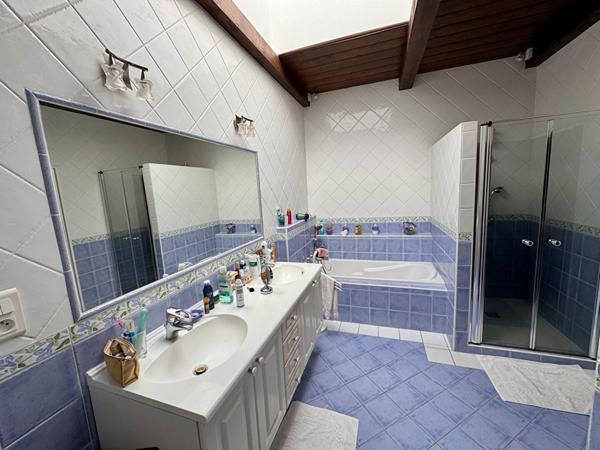 Maison Clarensac 5 pièce(s) 152 m2