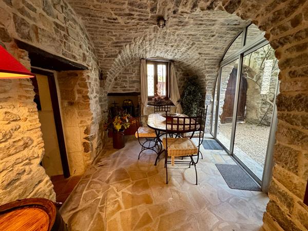 Maison Clarensac 5 pièce(s) 152 m2