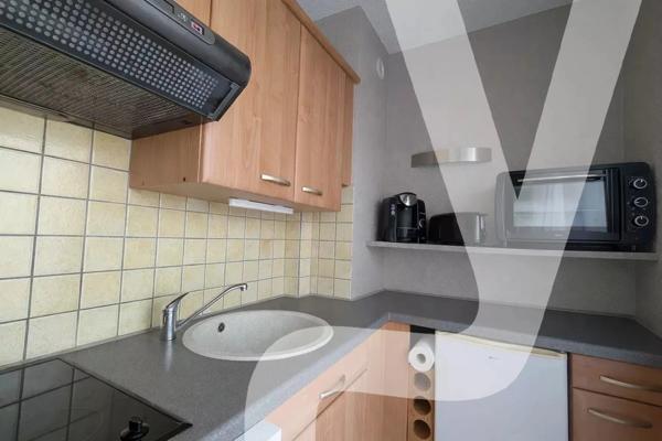 Un studio lumineux et parfaitement optimisé, Arcachon - 33120 Arcachon - Réf 86887072