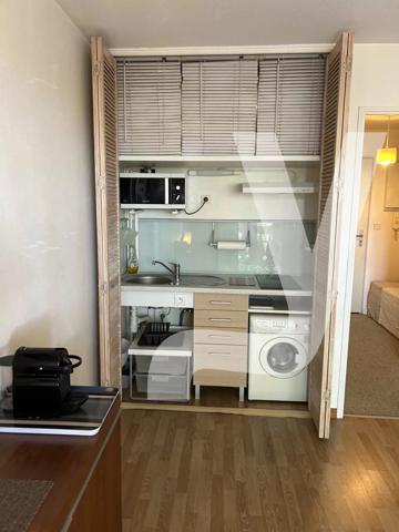 Joli studio de 25 m² avec balcon, parking et ascenseur - 33120 Arcachon - Réf 87283691