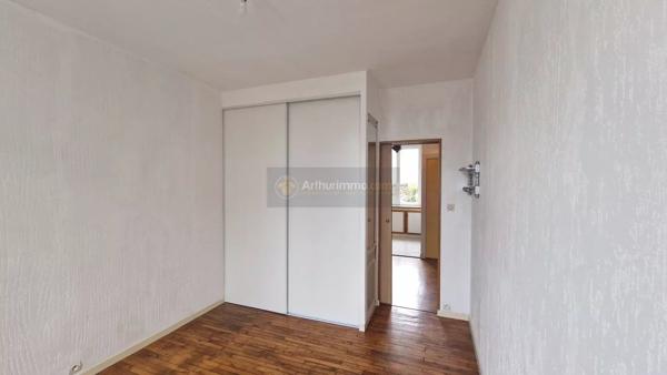 Location                                                      Appartement
                        
                     1 pièces                      28 m2                     à Brest
