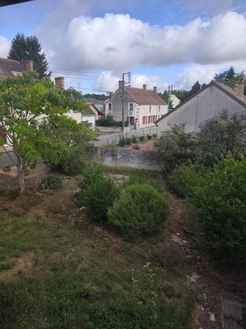 Maison avec second bâtiment à rénover à Mézières-en-Brenne