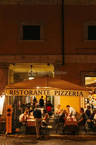 BAR/ BRASSERIE / PIZZERIA / SPECIALITES ITALIENNES
A VENDRE à LISIEUX ( 14100 )
Très belle affaire à saisir rapidement
80 couverts avec la terrasse
Bar avec license IV
Très beau potentiel inexploité
Confort et cadre de vie préservés
Ouvert uniquement en journée, 6 à 6,5 jours par semaine
Idéal pour une 1 ère affaire ou pour un couple en reconversion ou de professionnels souhaitant bénéficier d'un cadre
de vie agréable, sans avoir à travailler le soir .
N'hésitez pas à me contacter pour de plus amples informations, ou une visite.