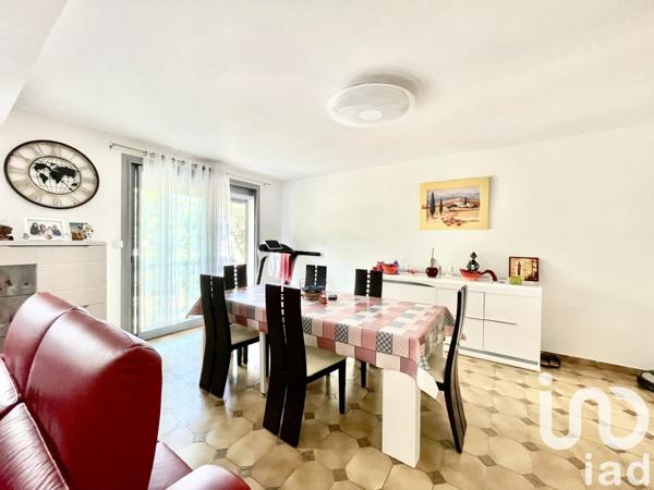 Appartement 4 pièces de 92 m² à Balaruc-les-Bains (34540)