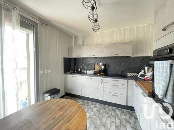Appartement 4 pièces de 92 m² à Balaruc-les-Bains (34540)