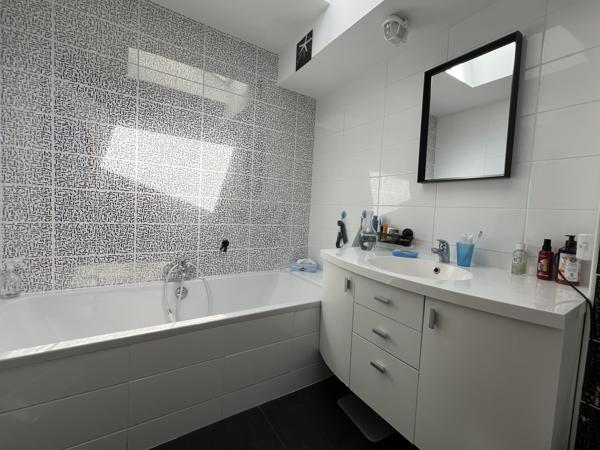 Maison 4 pièce(s) 3 chambre(s) 116.71 m²