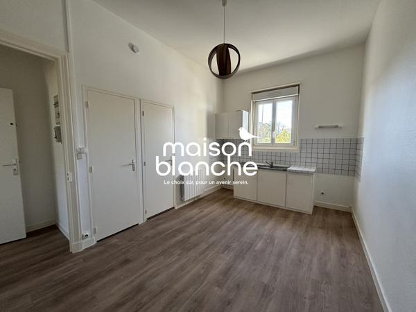 APPARTEMENT AU CENTRE VILLE DE COUTRAS