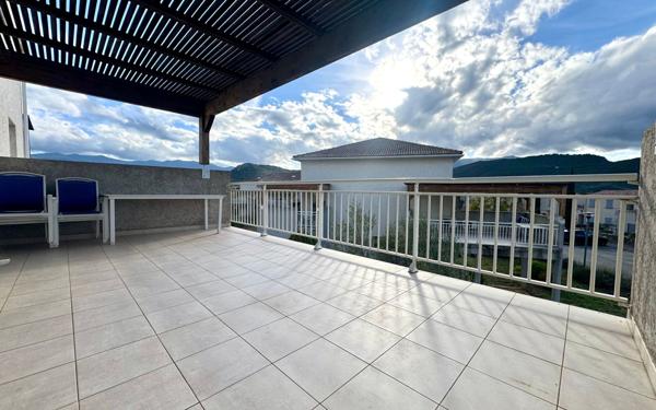 Appartement à vendre    5 pièces • 93,79 m2 Oletta