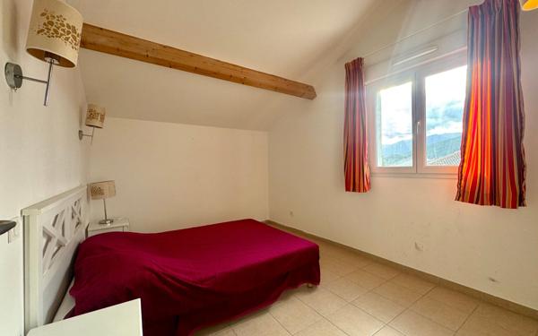 Appartement à vendre    5 pièces • 93,79 m2 Oletta