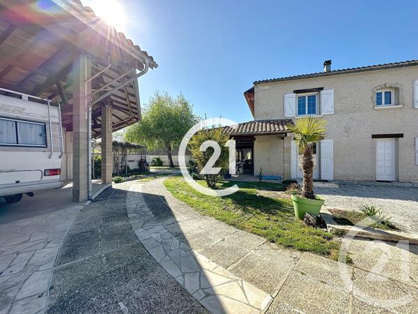 Maison à vendre  7 pièces - 216,50 m2 BOUTIERS ST TROJAN - 16