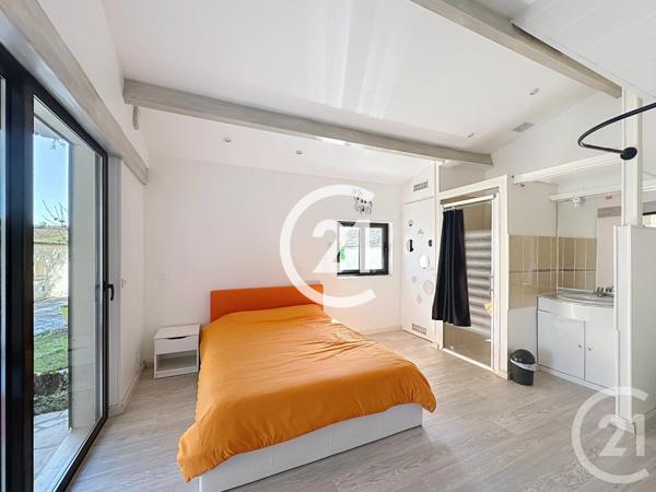 Maison à vendre  7 pièces - 216,50 m2 BOUTIERS ST TROJAN - 16