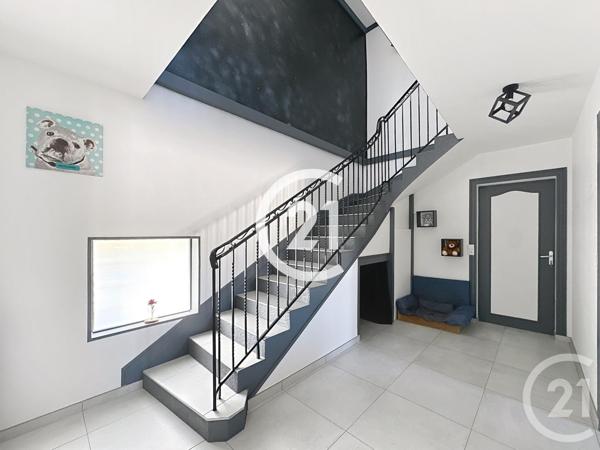 Maison à vendre  7 pièces - 216,50 m2 BOUTIERS ST TROJAN - 16