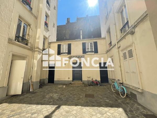 Location Appartement meublé 2 pièces 36.59 m² - 6 BIS RUE DE LA PAROISSE Versailles 78000