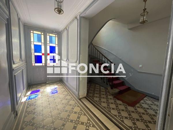 Location Appartement meublé 2 pièces 36.59 m² - 6 BIS RUE DE LA PAROISSE Versailles 78000