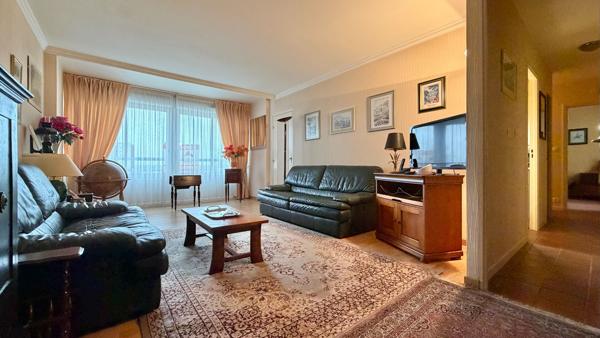 Appartement Corbeil Essonnes 3 pièce(s) 70 m2 - DPE C - PLACE DE PARKING - CAVE