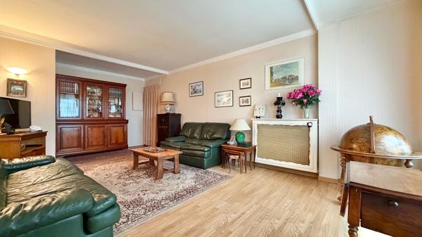 Appartement Corbeil Essonnes 3 pièce(s) 70 m2 - DPE C - PLACE DE PARKING - CAVE