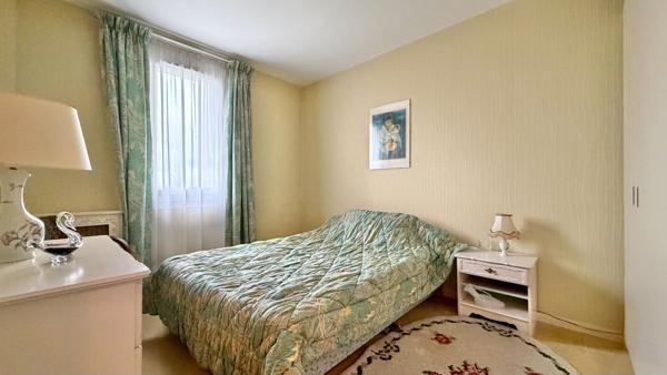 Appartement Corbeil Essonnes 3 pièce(s) 70 m2 - DPE C - PLACE DE PARKING - CAVE