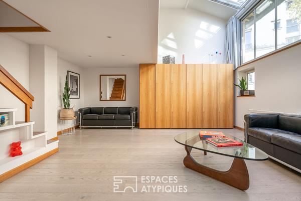 Atelier d’artiste en duplex au dernier étage