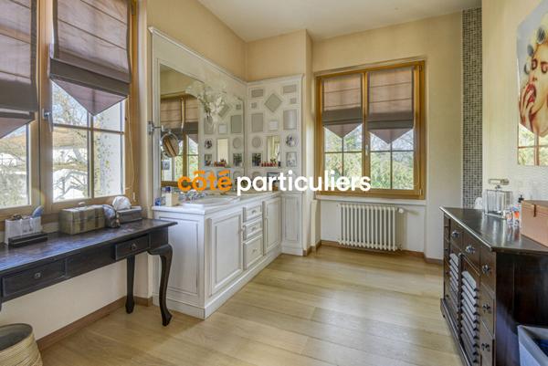 Vente Maison de maître394 m² - 12 Pièces - BASSE GOULAINE (44115)