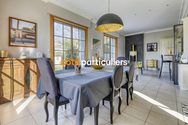 Vente Maison de maître394 m² - 12 Pièces - BASSE GOULAINE (44115)