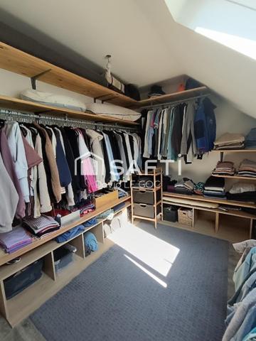 Concarneau  Appartement T4 duplex avec terrasse et cour, en plein centre-ville de Concarneau