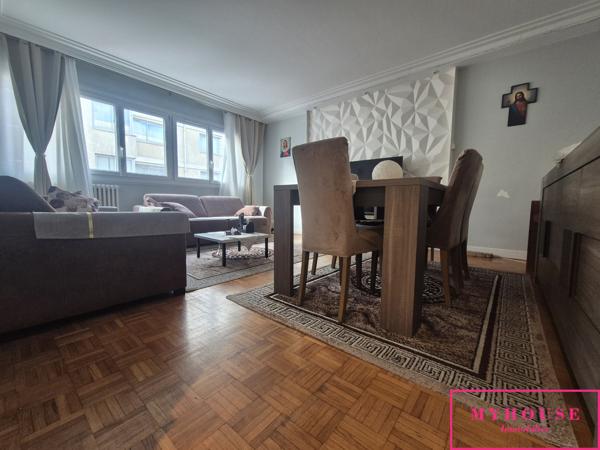 Appartement
                                                                                                                                                                                                                                                                                                                        4 pièce(s)                                                                                                                                                                                                          3 chambre(s)                                                                                                                                                                                                          74  m²