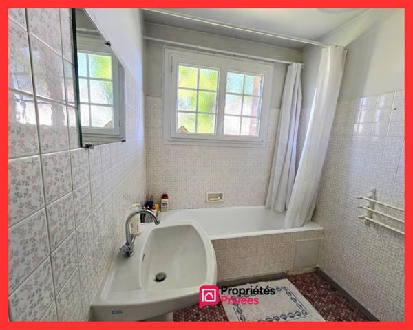 93370 MONTFERMEIL - Maison 6 pièces 120 m² de surface habitable  - 3  Chambres - 1 Bureau - Garage -Jardin
