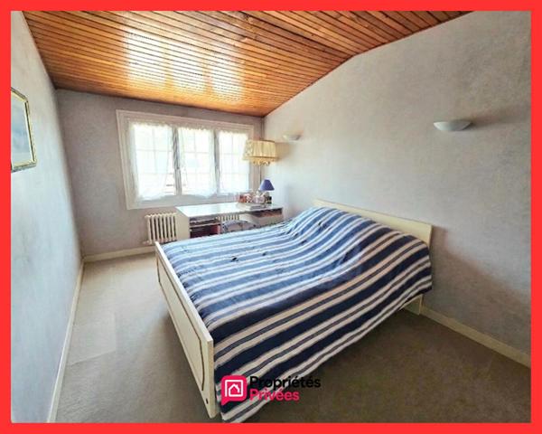 93370 MONTFERMEIL - Maison 6 pièces 120 m² de surface habitable  - 3  Chambres - 1 Bureau - Garage -Jardin