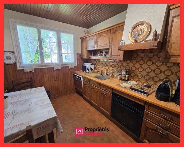 93370 MONTFERMEIL - Maison 6 pièces 120 m² de surface habitable  - 3  Chambres - 1 Bureau - Garage -Jardin