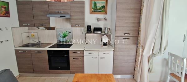 En exclusivité- Charmant studio- coin nuit en rez-de-jardin à Sanary-sur-mer 83 110 (Var)