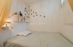 En exclusivité- Charmant studio- coin nuit en rez-de-jardin à Sanary-sur-mer 83 110 (Var)