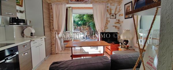 En exclusivité- Charmant studio- coin nuit en rez-de-jardin à Sanary-sur-mer 83 110 (Var)