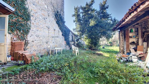 Charmante Maison de Ville Historique - 6 Chambres avec Jardin à Saint Martory