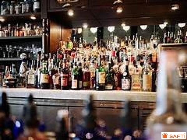 Murs + fonds – Licence IV – Bas-Montreuil – Forte activité.