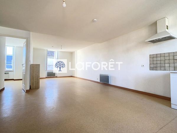 Location maison Secondigny - 5 pièce(s) - 112 m² - 600 € par mois