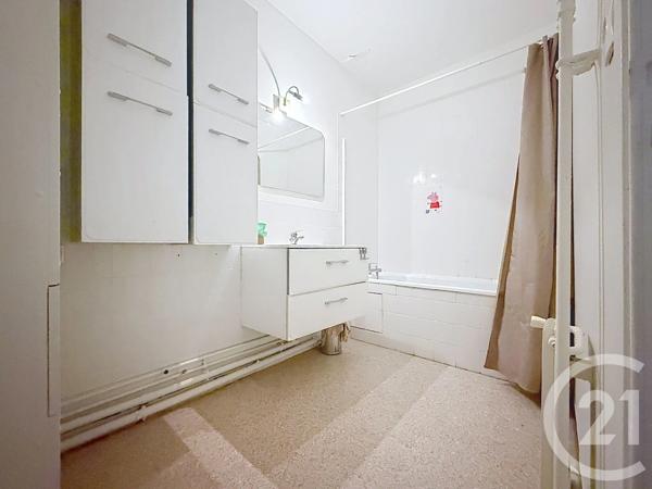 Appartement à vendre  6 pièces - 122 m 2   TROYES  - 10