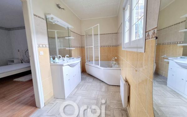 Maison à vendre    3 pièces • 118,30 m2 Triel-sur-Seine