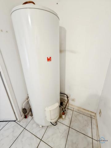 Dpt Gers (32), à vendre BARCELONNE DU GERS Maison T4 de plain pied sur 105 m² habitables + garage attenant et double garage non attenant sur 1193 m² de terrain, au calme