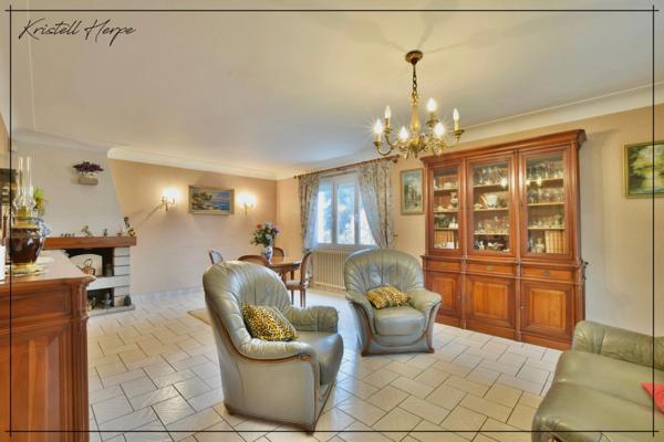 Dpt Loire Atlantique (44), à vendre NANTES maison de 164 m² - Terrain de 675,00 m²