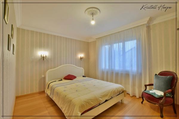 Dpt Loire Atlantique (44), à vendre NANTES maison de 164 m² - Terrain de 675,00 m²