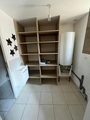 Vente                                                      Appartement
                        
                     4 pièces                      88 m2                     à Perpignan
