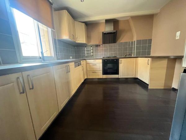 Vente                                                      Appartement
                        
                     4 pièces                      88 m2                     à Perpignan