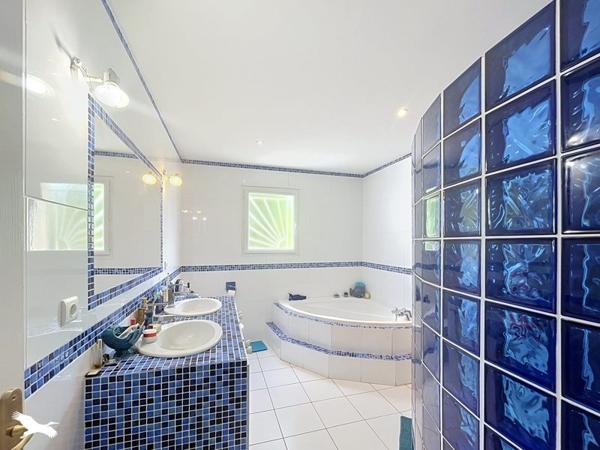 Maison 499 000 € Eaunes 5 p 156 m² DPE B