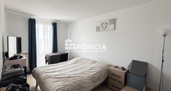 Location Appartement 2 pièces 49.99 m² - Bois-d'arcy 78390